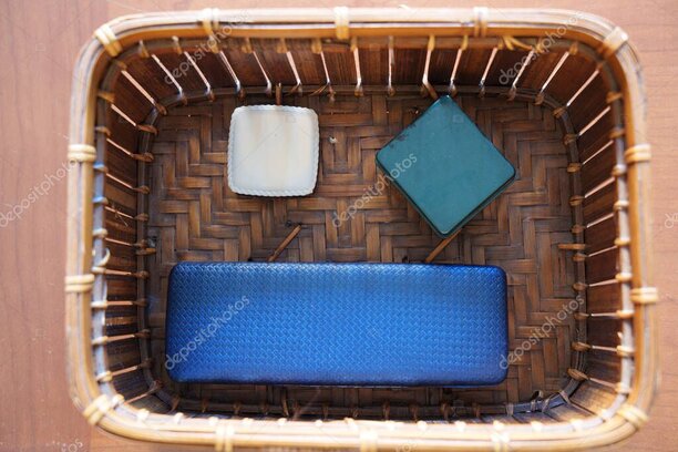 Naturseifen auf Leinentuch gelagert